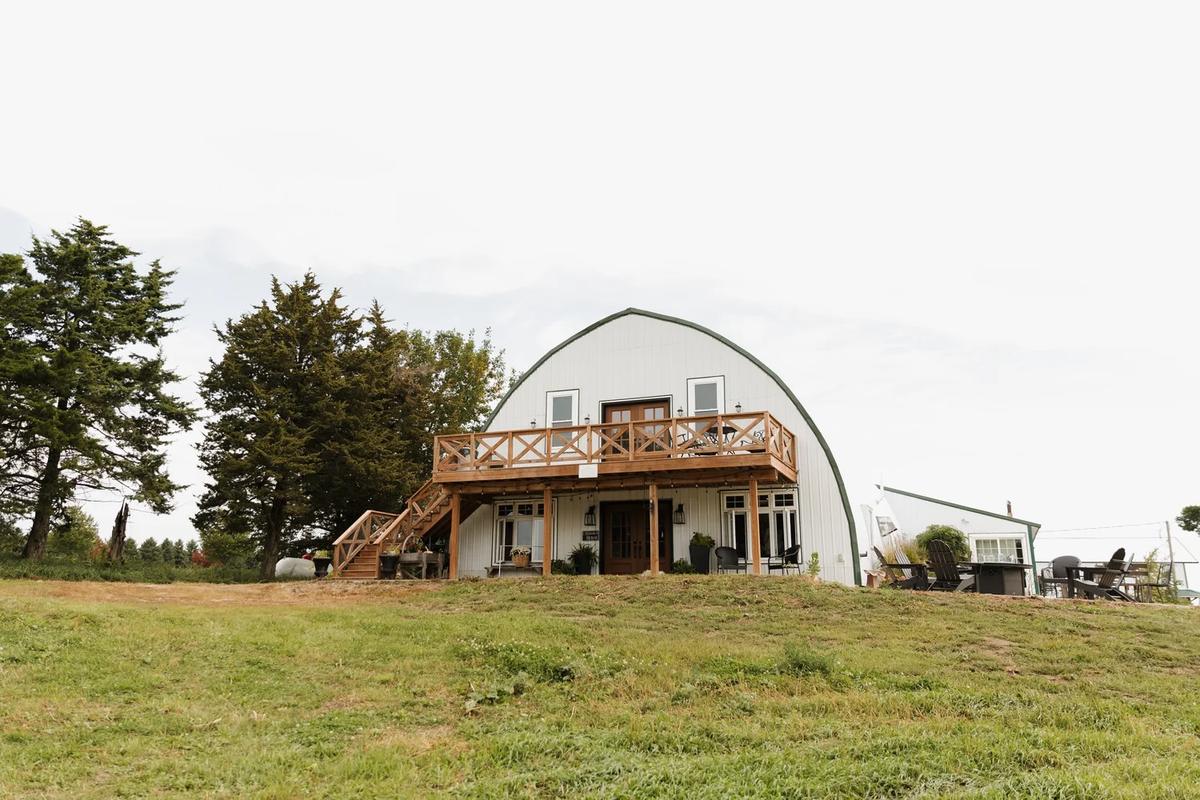 Gallery – Feathered Acres Farm, Belgrade MN