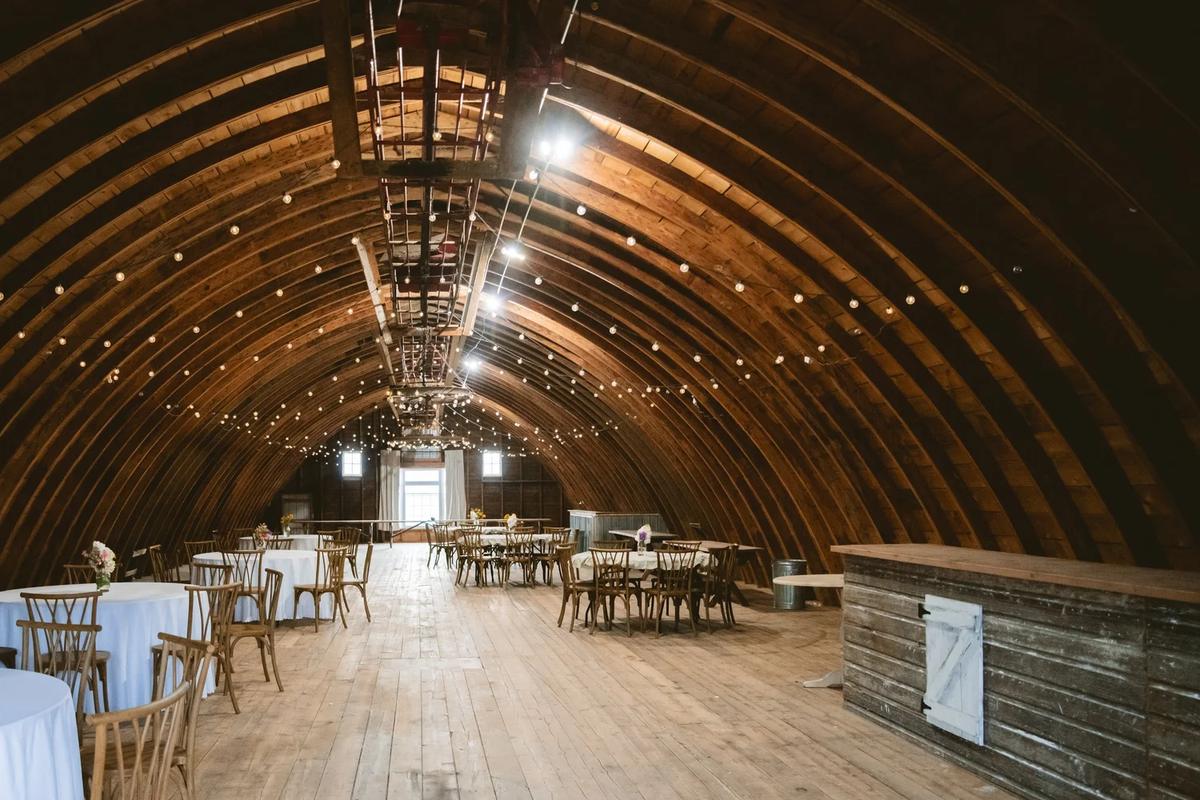 Farm Stay Event Center – Feathered Acres Farm, Belgrade MN