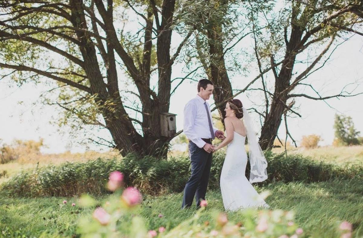 Weddings – Feathered Acres Farm, Belgrade MN