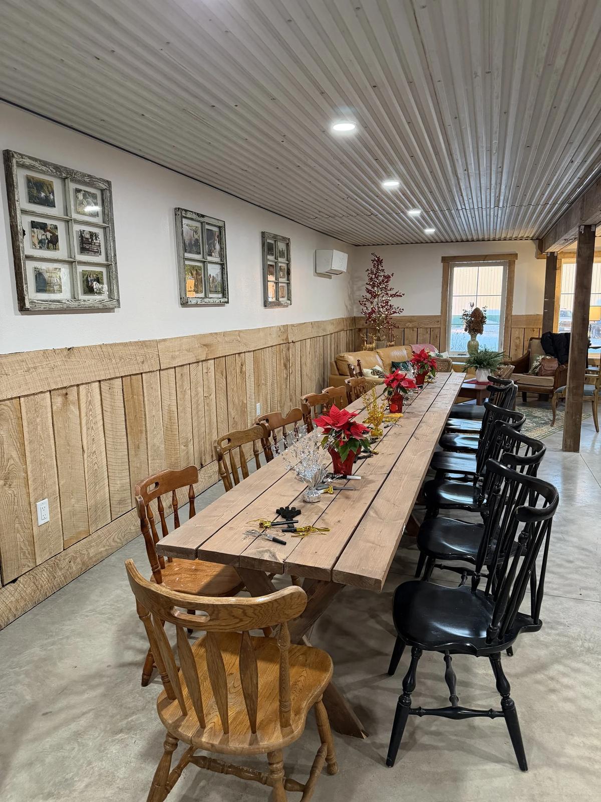 Farm Stay Event Center – Feathered Acres Farm, Belgrade MN