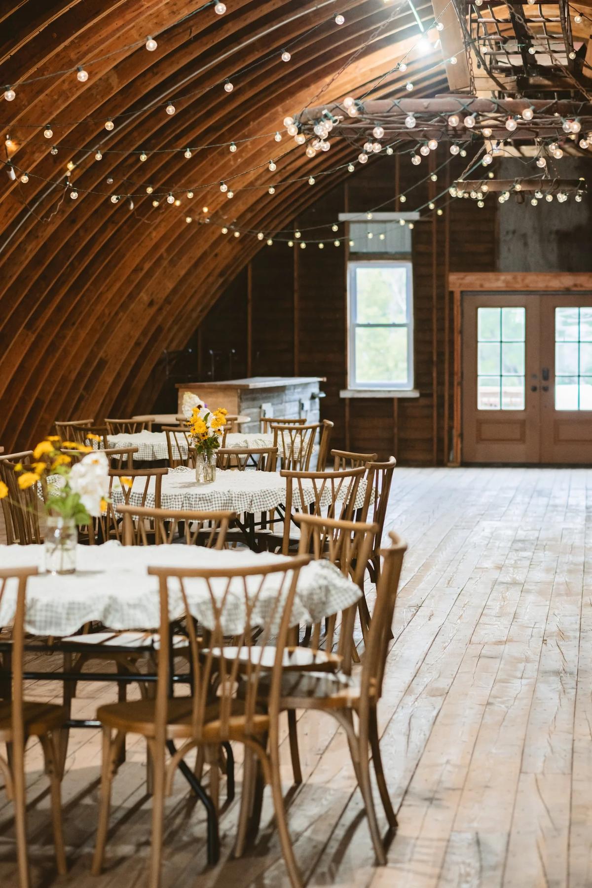 Farm Stay Event Center – Feathered Acres Farm, Belgrade MN