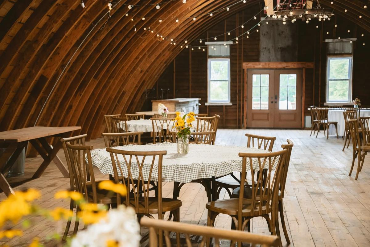 Farm Stay Event Center – Feathered Acres Farm, Belgrade MN