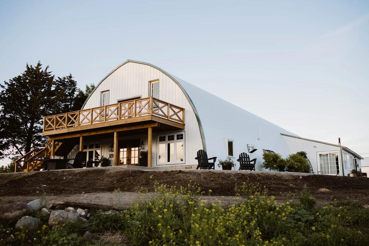 Gallery – Feathered Acres Farm, Belgrade MN