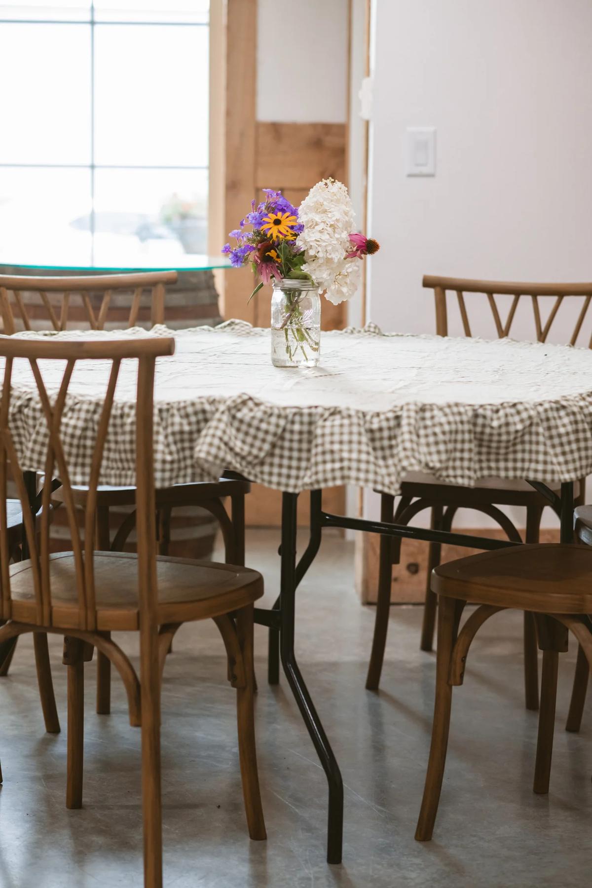 Farm Stay Event Center – Feathered Acres Farm, Belgrade MN