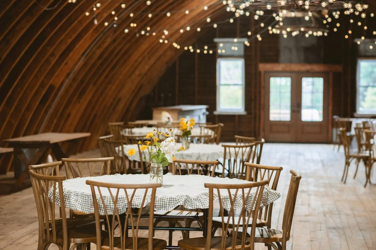 Farm Stay Event Center – Feathered Acres Farm, Belgrade MN