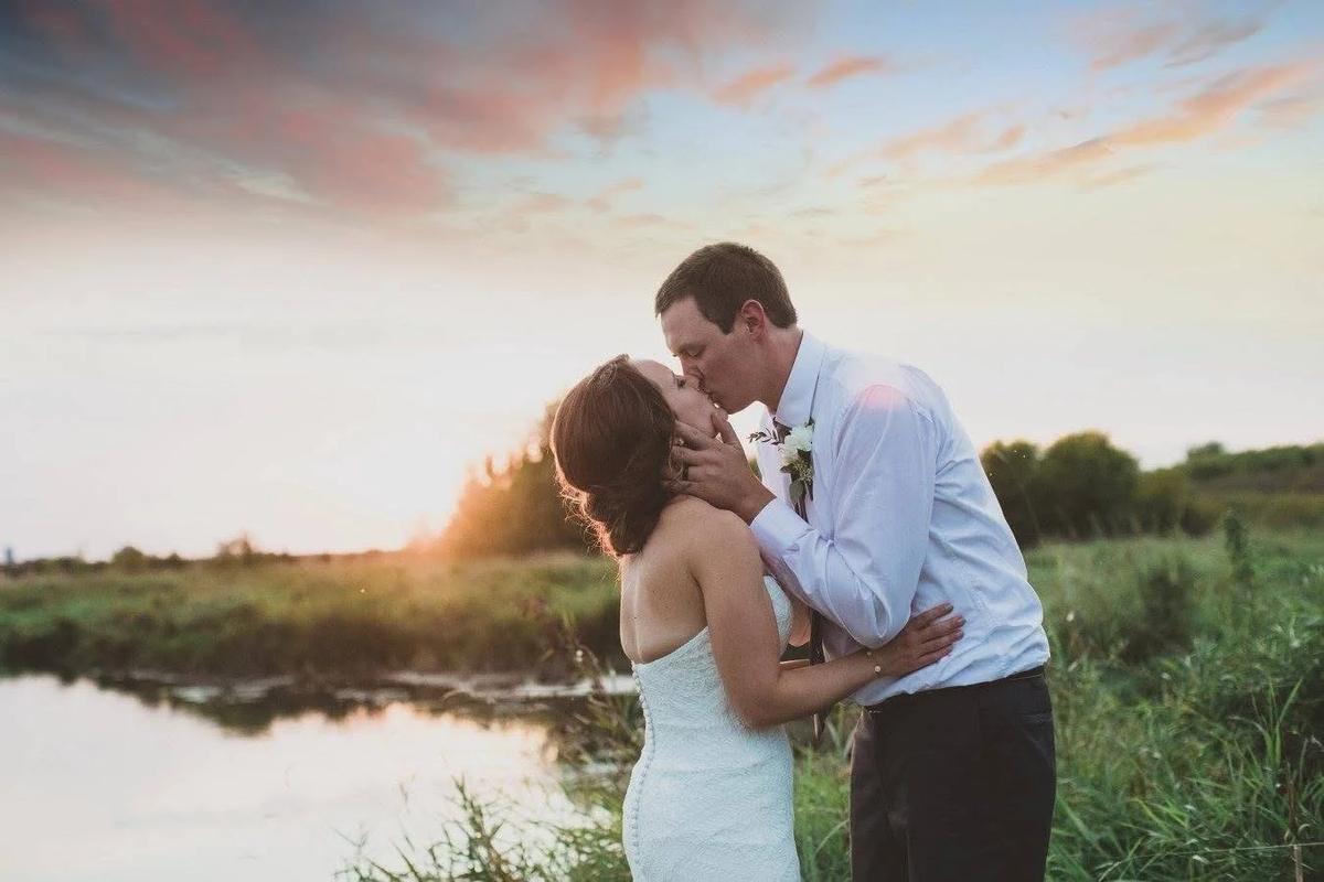 Weddings – Feathered Acres Farm, Belgrade MN