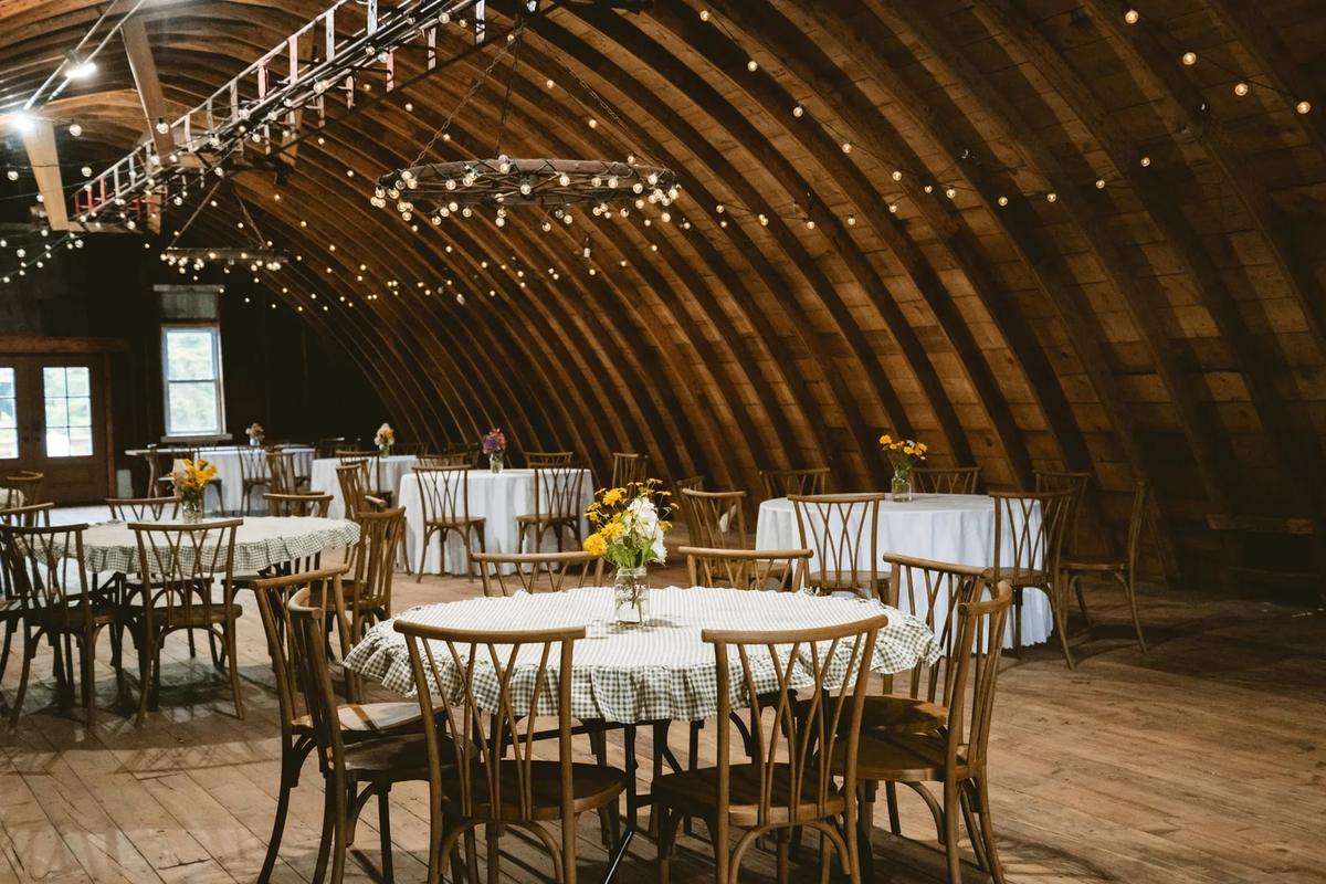 Farm Stay Event Center – Feathered Acres Farm, Belgrade MN