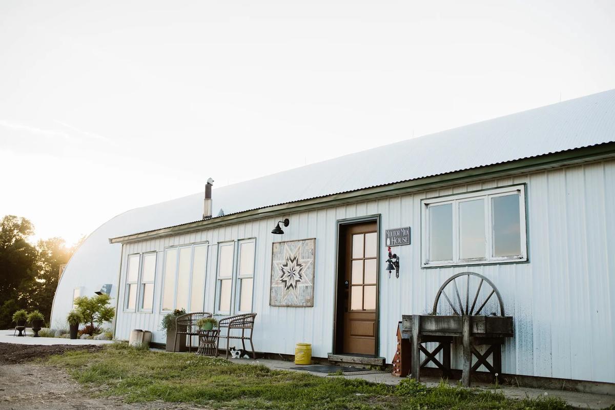 Gallery – Feathered Acres Farm, Belgrade MN