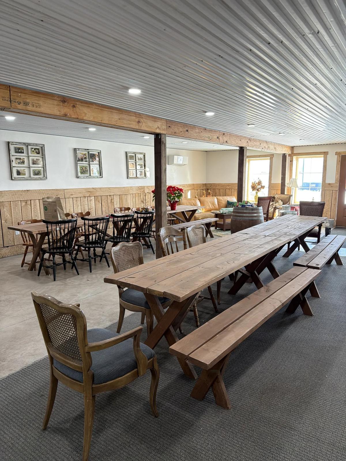 Farm Stay Event Center – Feathered Acres Farm, Belgrade MN