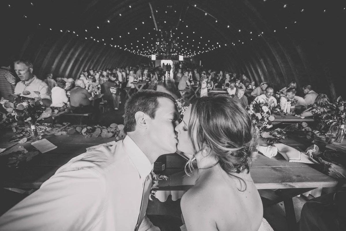 Weddings – Feathered Acres Farm, Belgrade MN