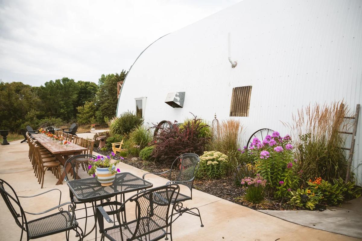 Molitor Milk House Stay – Feathered Acres Farm, Belgrade MN