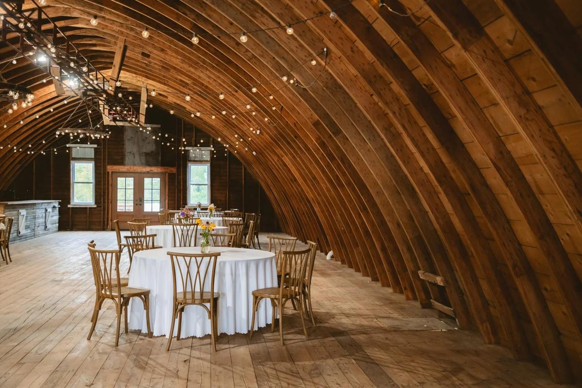 Farm Stay Event Center – Feathered Acres Farm, Belgrade MN
